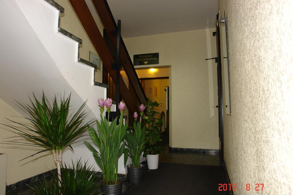 Birkeneck Hotell Heusenstamm Eksteriør bilde